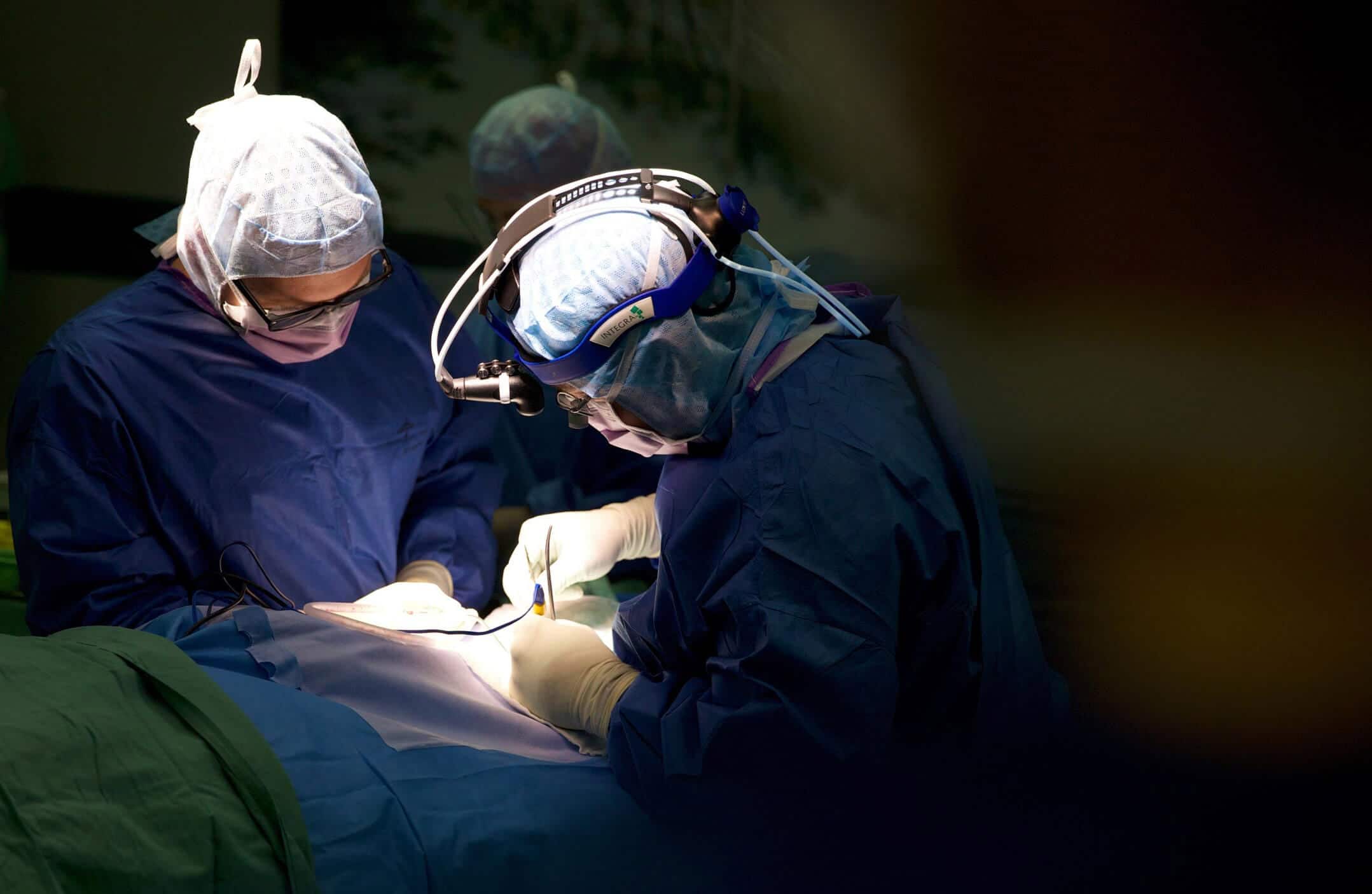 Brain spine surgeons Melbourne Australia